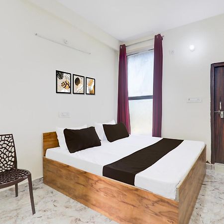 Hotel O Rn Chinhat Экстерьер фото